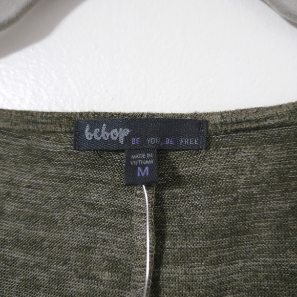 ✨️4/$20. Juniors NWOT Olive Space Dye Knit Sweetheart Neck A-Line Mini Dress - Picture 5 of 12